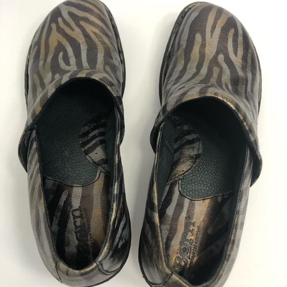 Born clogs womens 7 1/2 zebra print patent leather - Picture 3 of 6